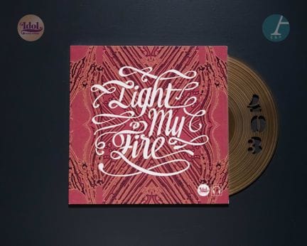 „Light My Fire“
Zimmernummernschild 403 im Stil ei