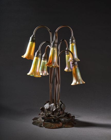 TIFFANY STUDIOS 
Base del modelo «Pond Lily» con s