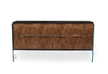 ITALIAN FURNITURE 
A sideboard made of burl wood v