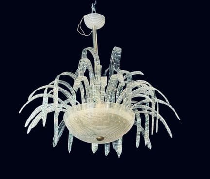 MURANO 
Grand lustre en patte de verre
4 grandes p