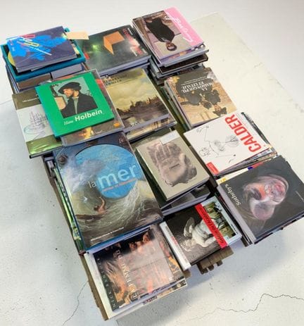 Palette de livres d'art : 
Vermeer, Holbein, Archi