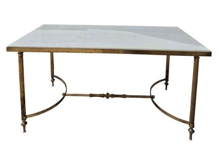 Table basse piètement laiton, acc 87 x 42 x 45cm 
