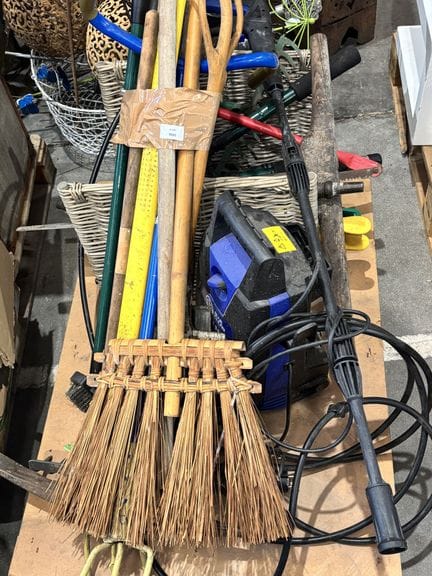 Assortimento composto da una serie di attrezzi da 