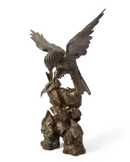Ein japanisches Okimono aus Bronze in Form eines „