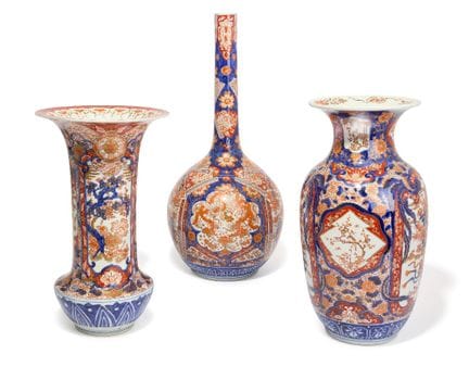 Trois grands vases japonais de style Imari

Périod