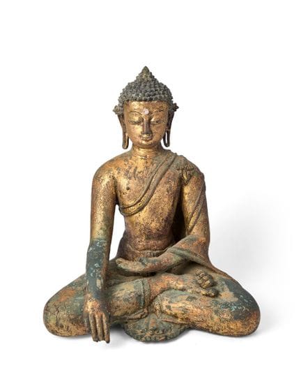 Eine vergoldete Bronzestatue des sitzenden Shakyam