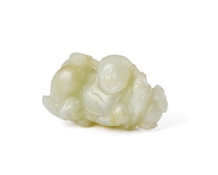 Sculpture chinoise en jade céladon pâle représenta