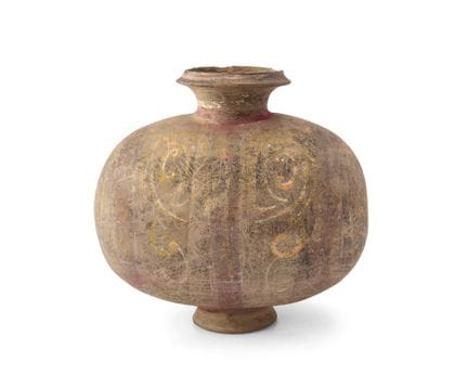 Jarre chinoise en poterie peinte en forme de « coc