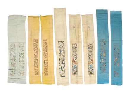 Ensemble composé de bandes de manche brodées sur s