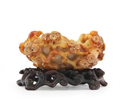 Pinceau en agate chinoise en forme de pin

Dynasti