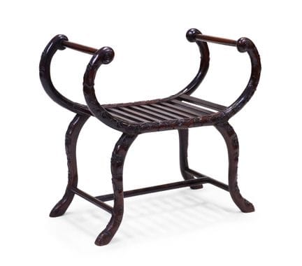 Tabouret chinois en hongmu « prunus »

Dynastie Qi