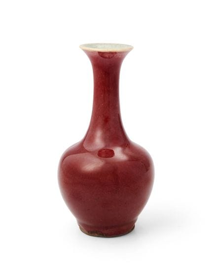 Petit vase-bouteille chinois à glaçure rouge cuivr