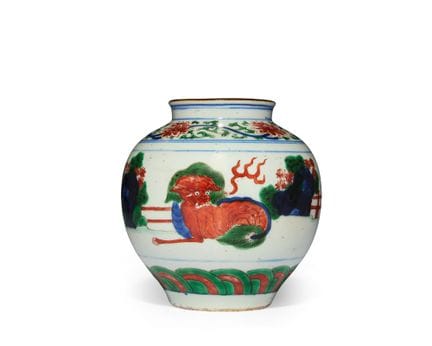 Vaso cinese wucai con "animali di buon auspicio"

