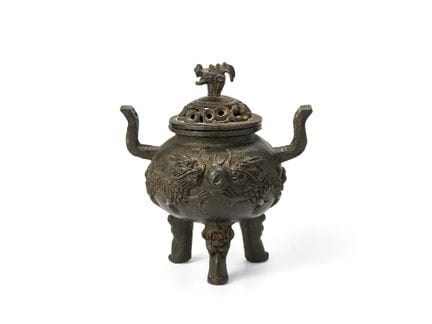 Brûleur d'encens chinois à trois pieds en bronze a