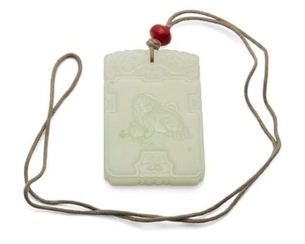 Pendentif chinois en jade blanc représentant un « 