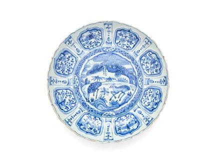 Piatto cinese Kraak blu e bianco modellato

Dinast