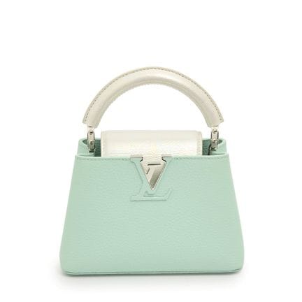 Louis Vuitton.

Mini Capucines, en cuir Taurillon 