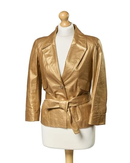 Chanel par Karl Lagerfeld.

Une veste vintage et r