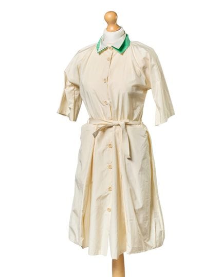 Bottega Veneta.

Robe chemise, 2019, de couleur cr