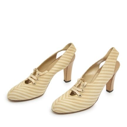 Manolo Blahnik.

Ein Paar Vintage-Pumps mit Slingb