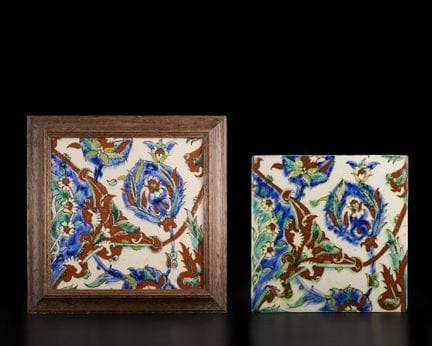 Due piastrelle quadrate in ceramica,
Kutahya, Turc