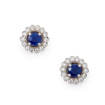 Paire de boucles d'oreilles en or blanc 18 carats,