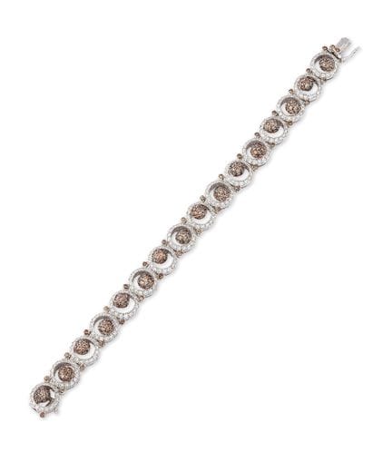 Chatila. Bracelet composé de panneaux de diamants 