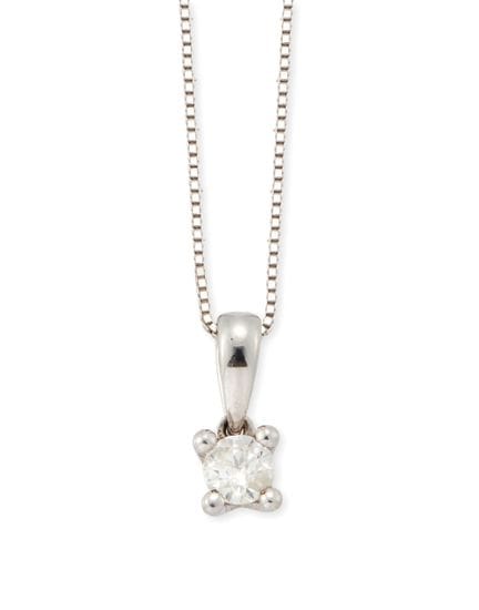 Collier avec pendentif en diamant, le pendentif ét