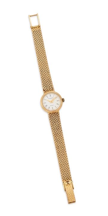 Tissot. A 9ct gold quartz bracelet watch
Quartz mo