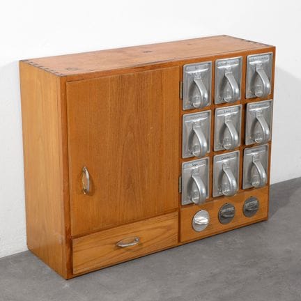 Margarete Schütte-Lihotzky, Storage cupboard from 