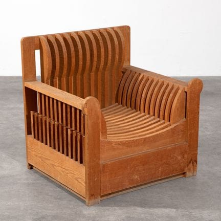 Mario Ceroli, sillones de la serie «Mobili nella V