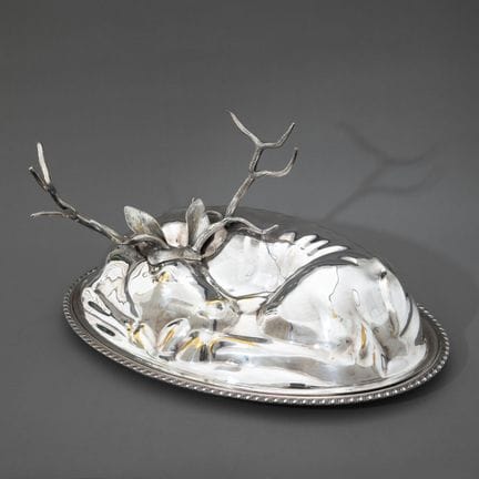 Teghini, Florence, Serving platter with deer
Teghi