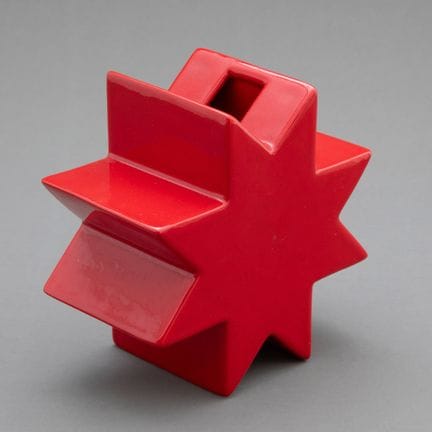 Ettore Sottsass, jarrón Hsing de edición limitada 