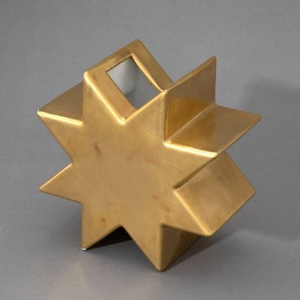 Ettore Sottsass, jarrón Hsing de edición limitada 