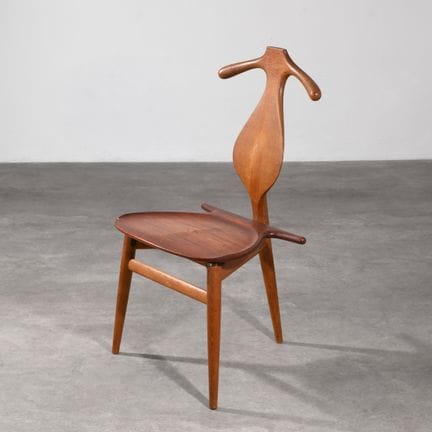 Hans J. Wegner, Valet Chair modello JH 540
Hans J.