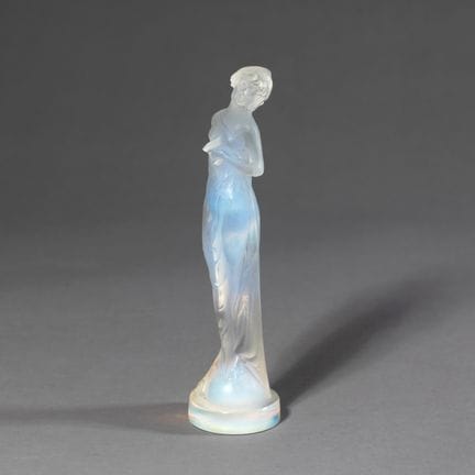 René Lalique, escultura de cristal, modelo «Moyenn