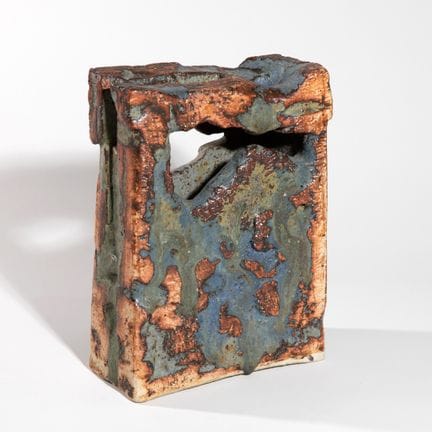 Robert Sturm, jarrón, 1979
Gres. Cuerpo vertical, 