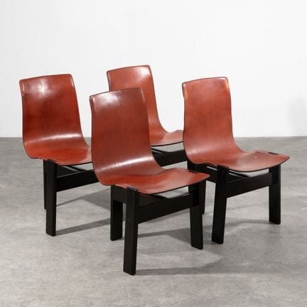 Angelo Mangiarotti, 4 sillas, modelo TRE 3
Angelo 