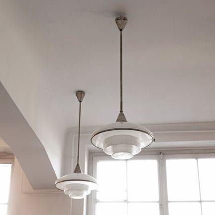 Otto Müller, 2 lampade a sospensione modello P4
Ot