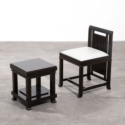 Frank Lloyd Wright, poltrona modello Coonley 1 + t