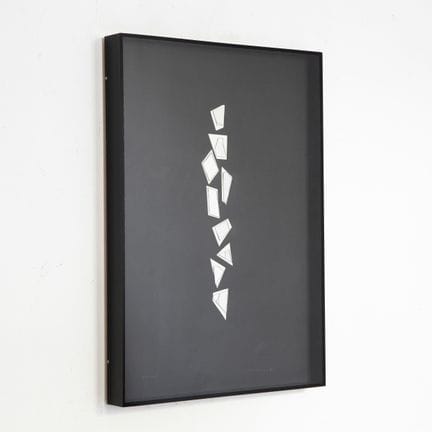 克里斯蒂安·梅格特（1936），《向丰塔纳致敬》，1971
拼贴画，纸张和镜片贴于硬纸板上。70 x