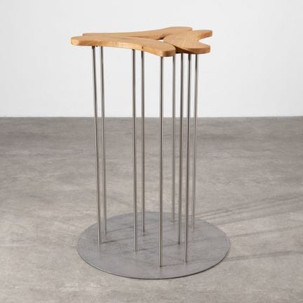 Pentagon, Meyer Voggenreiter, Standing Table
Penta