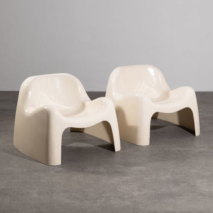 Sergio Mazza, 2 sillones modelo Toga
Sergio Mazza,