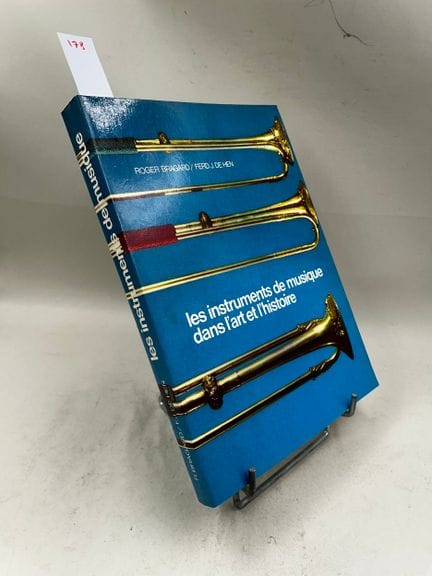 "Les Instruments de musique dans l'art et l'histoi
