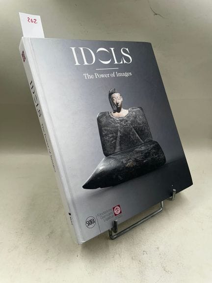 "Idols : The Power of Images" - Annie Caubet (dir.