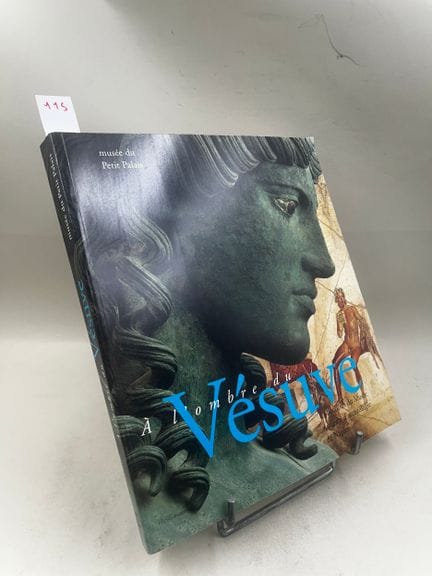 "À l'ombre du Vésuve : collections du musée nation