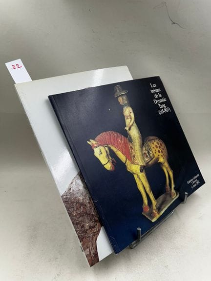 2 volumi: "I tesori della dinastia Tang (618-907)"