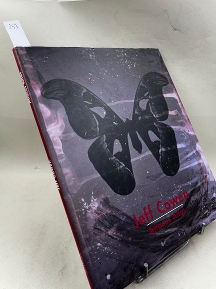 "Jeff Cowen : Attacus Atlas" - Catalogue d'exposit