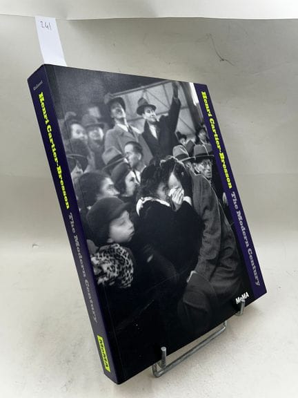 "Henri Cartier-Bresson : The Modern Century" - Pet