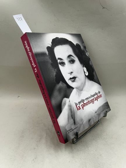 "La petite encyclopédie de la photographie" - sous